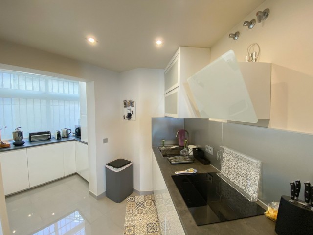 2 Bedrooms Apartment in Calahonda