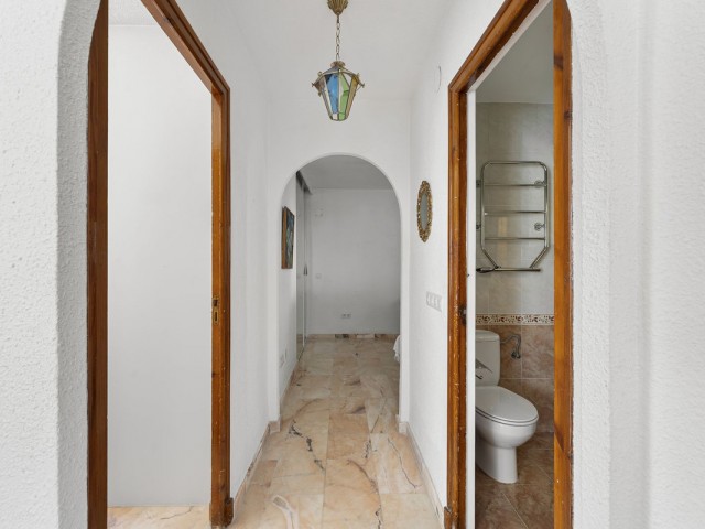 2 Bedrooms Villa in Nueva Andalucía