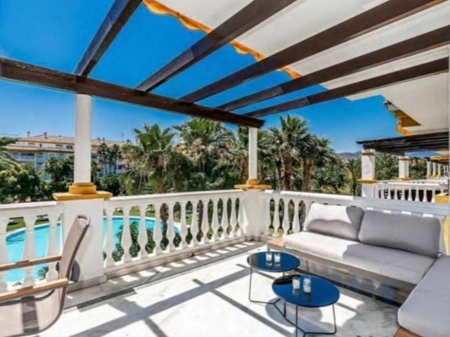 Appartement avec 2 Chambres  à Nueva Andalucía