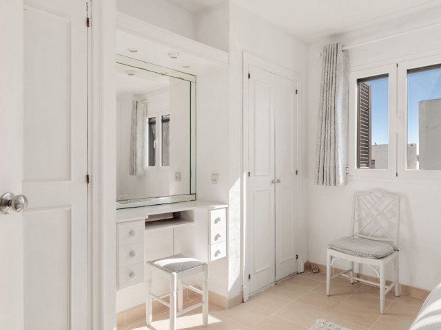 Maison mitoyenne avec 2 Chambres  à Estepona