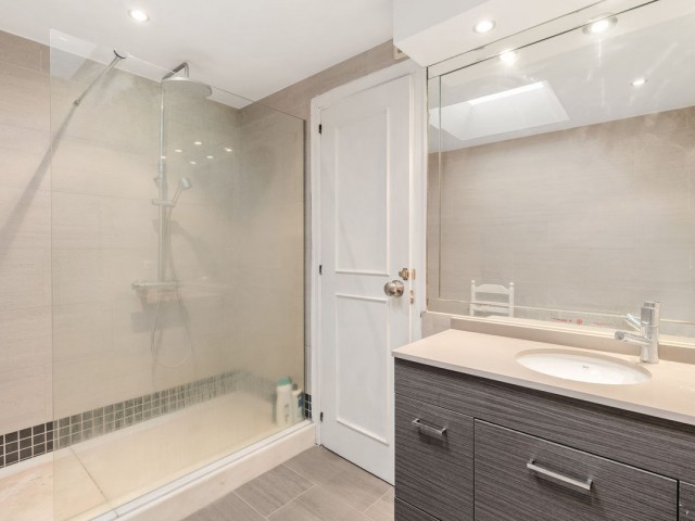 Maison mitoyenne avec 2 Chambres  à Estepona