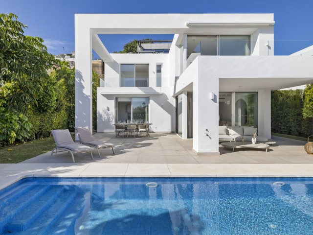 3 Bedrooms Villa in Mijas