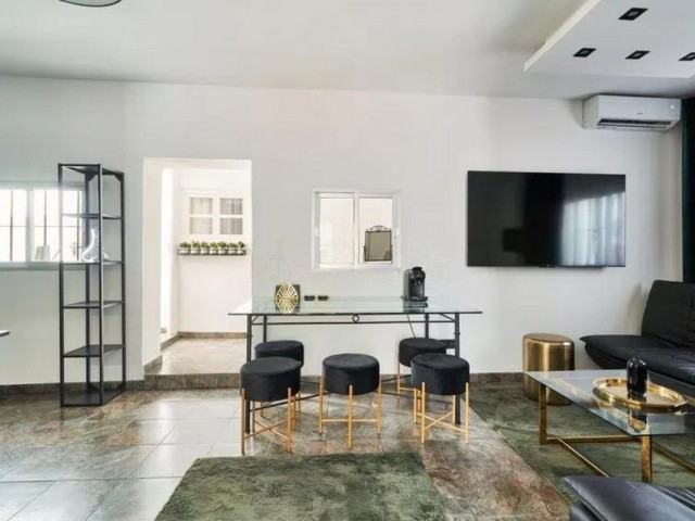 Maison mitoyenne avec 4 Chambres  à Marbella