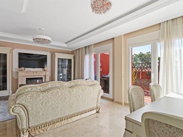 4 Bedrooms Townhouse in Benalmadena
