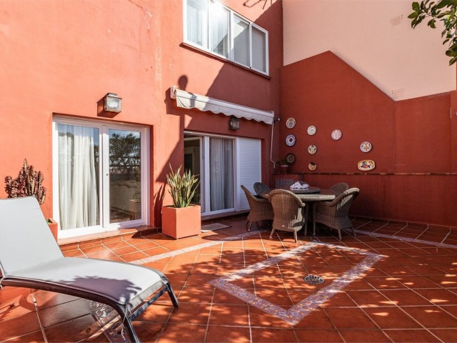4 Bedrooms Townhouse in Benalmadena