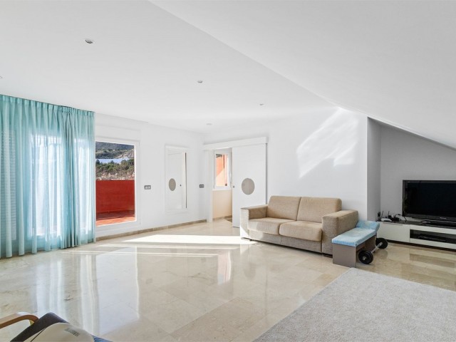 4 Bedrooms Townhouse in Benalmadena