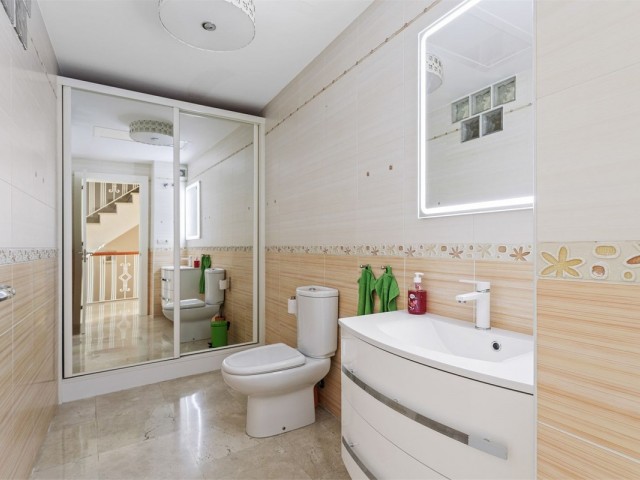 4 Bedrooms Townhouse in Benalmadena