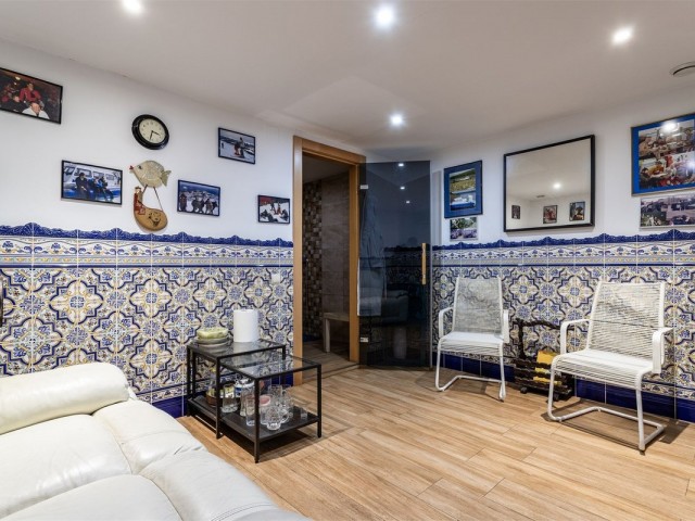 4 Bedrooms Townhouse in Benalmadena