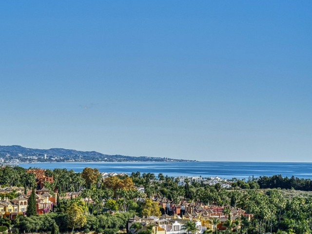 2 Bedrooms Apartment in Marbella