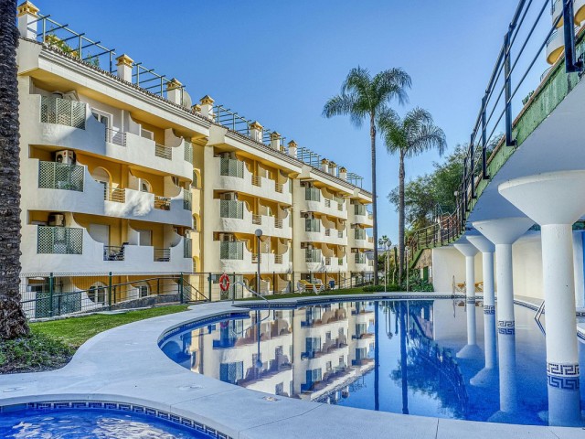 2 Bedrooms Apartment in Marbella