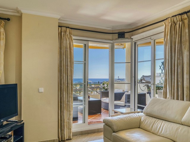 2 Bedrooms Apartment in Marbella