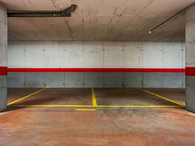 2 Bedrooms Apartment in Marbella