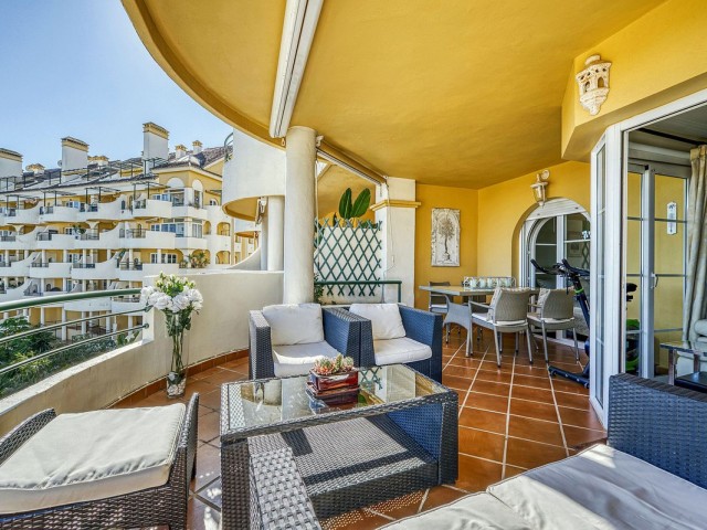2 Bedrooms Apartment in Marbella