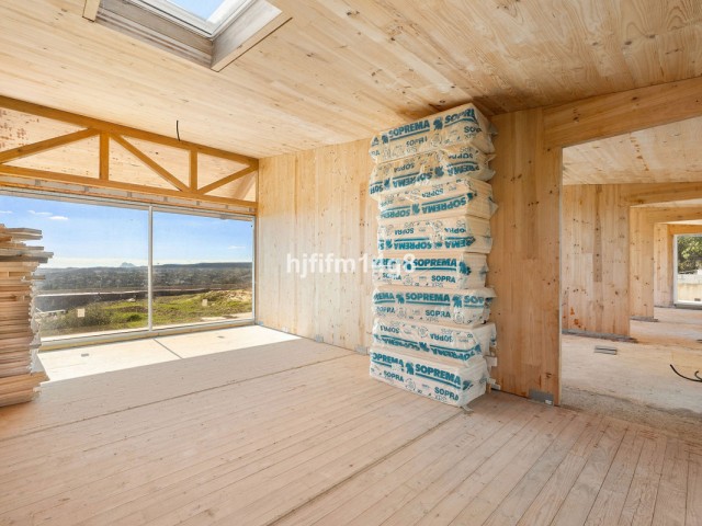 5 Bedrooms Villa in Sotogrande