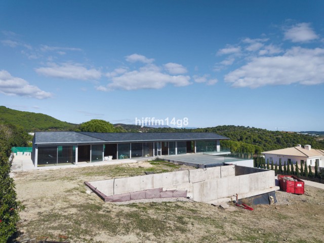 5 Bedrooms Villa in Sotogrande