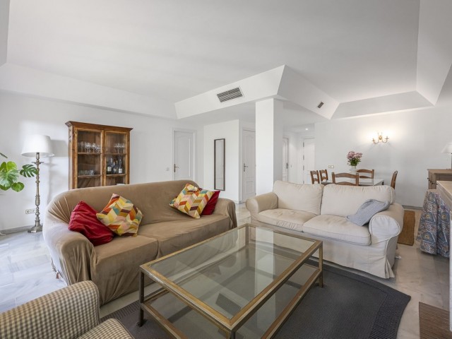 3 Bedrooms Townhouse in Estepona