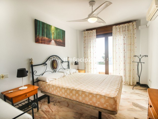 5 Bedrooms Townhouse in La Duquesa