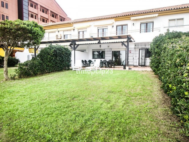 5 Makuuhuoneen Rivitalo La Duquesa