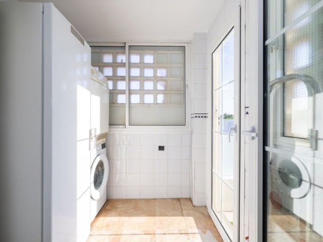 6 Bedrooms Villa in Torremolinos