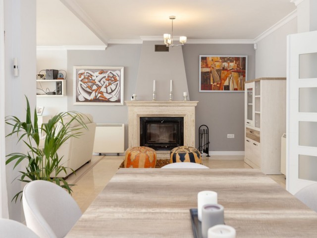 6 Bedrooms Villa in Torremolinos