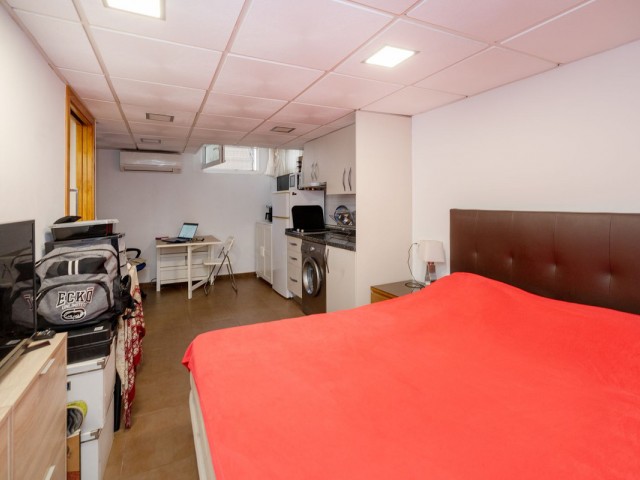 6 Makuuhuoneen Huvila Torremolinos