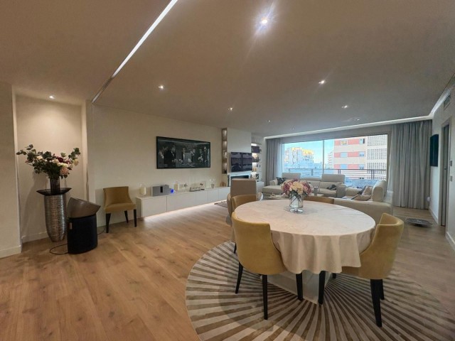 4 Bedrooms Apartment in Marbella