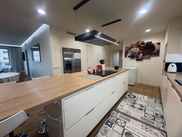 4 Bedrooms Apartment in Marbella