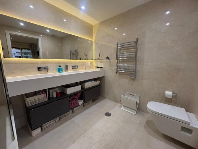 4 Bedrooms Apartment in Marbella