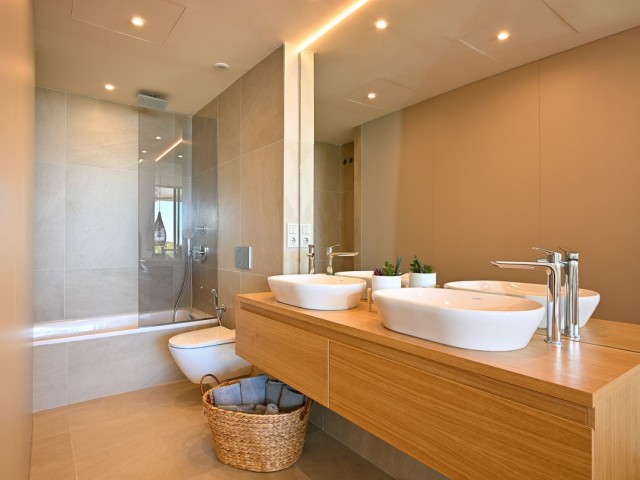 2 Bedrooms Apartment in Fuengirola