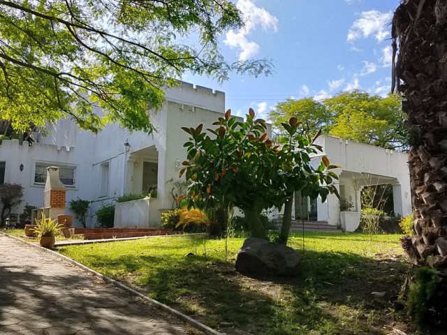 4 Bedrooms Villa in New Golden Mile