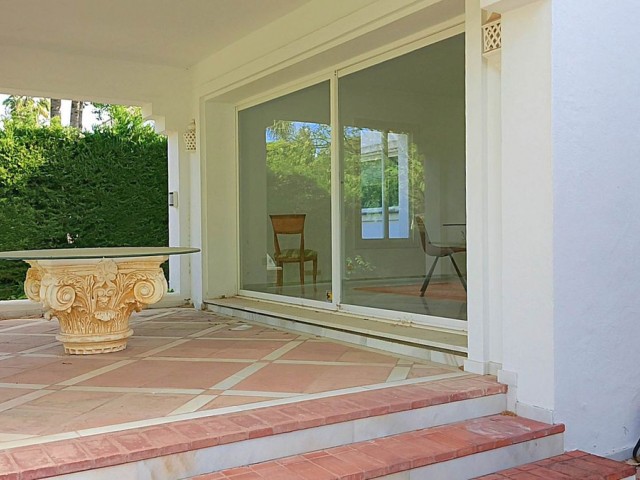 4 Bedrooms Villa in New Golden Mile