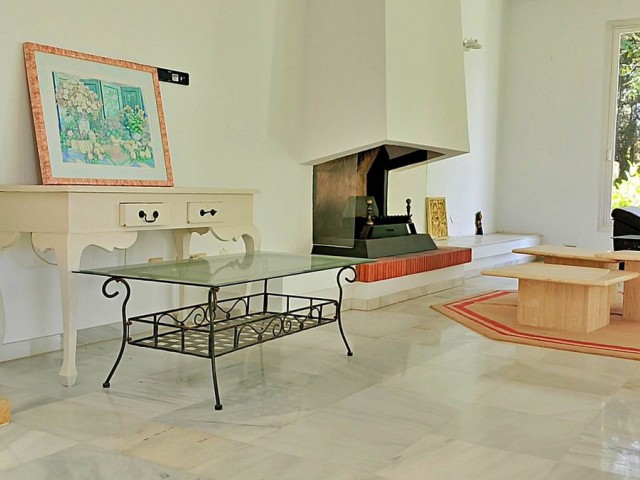 4 Bedrooms Villa in New Golden Mile