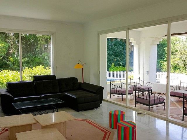 4 Bedrooms Villa in New Golden Mile