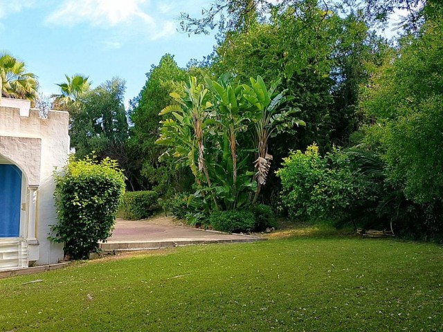 4 Bedrooms Villa in New Golden Mile