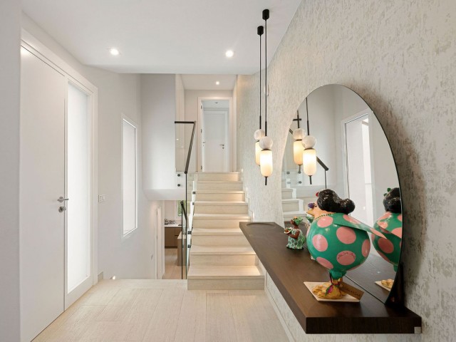 5 Schlafzimmer Villa in Nueva Andalucía