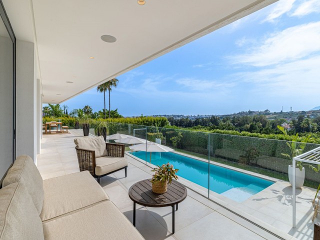 6 Bedrooms Villa in Nueva Andalucía