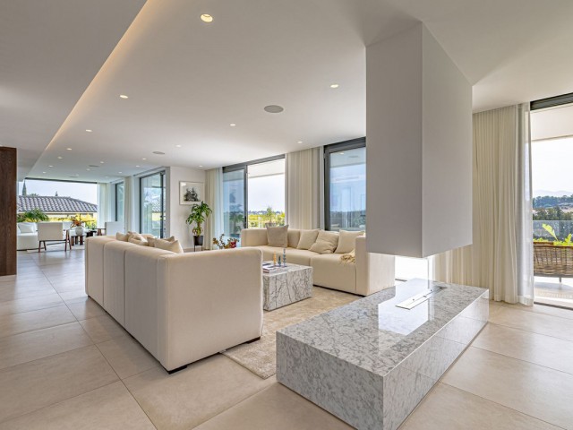 6 Bedrooms Villa in Nueva Andalucía