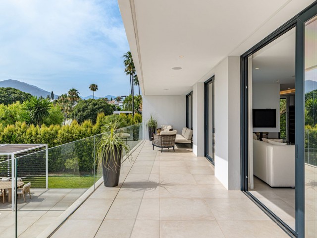 6 Bedrooms Villa in Nueva Andalucía