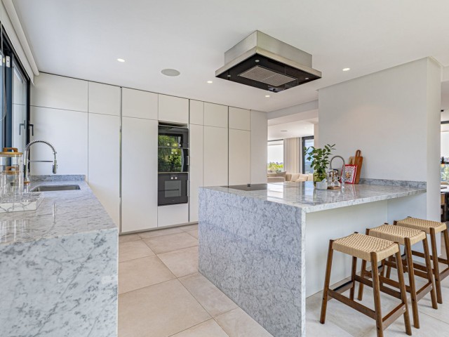 6 Bedrooms Villa in Nueva Andalucía