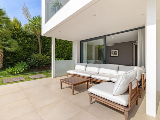 6 Bedrooms Villa in Nueva Andalucía