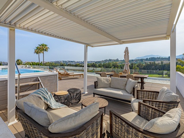 6 Bedrooms Villa in Nueva Andalucía