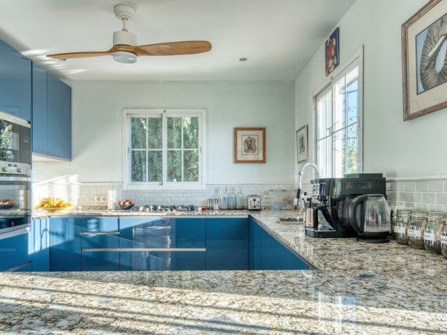 5 Bedrooms Villa in Sierrezuela