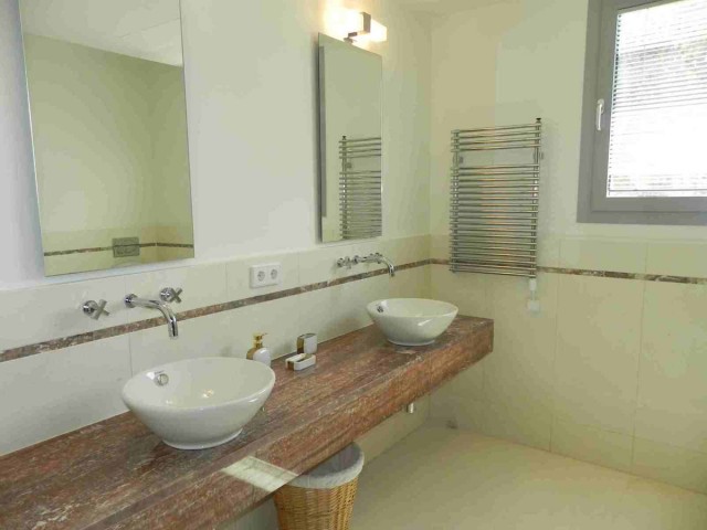 4 Bedrooms Villa in Sierra Blanca