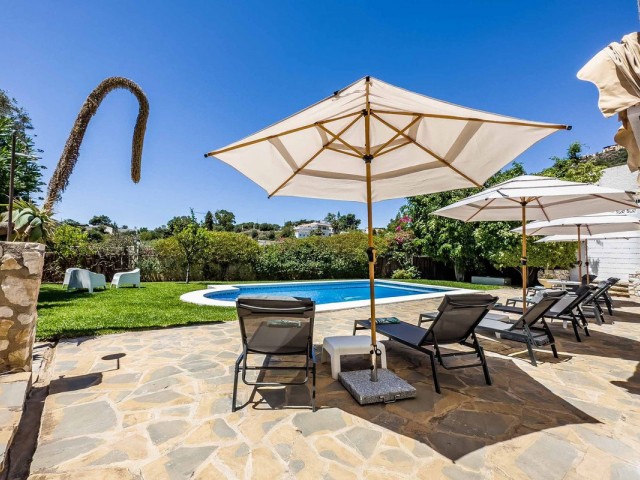 4 Bedrooms Villa in Benalmadena