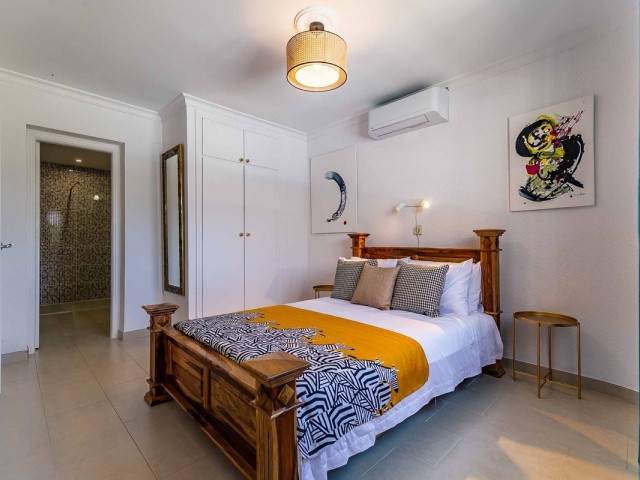 4 Bedrooms Villa in Benalmadena