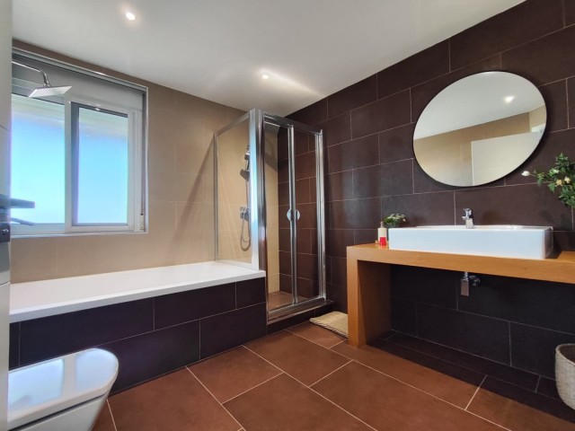 4 Bedrooms Apartment in Fuengirola