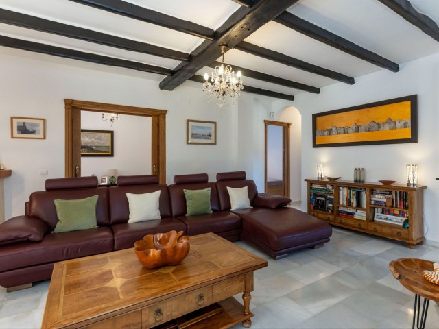 Villa avec 4 Chambres  à Alhaurín el Grande