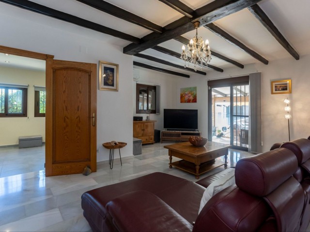 Villa avec 4 Chambres  à Alhaurín el Grande