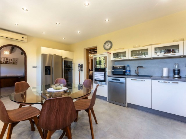 Villa avec 4 Chambres  à Alhaurín el Grande