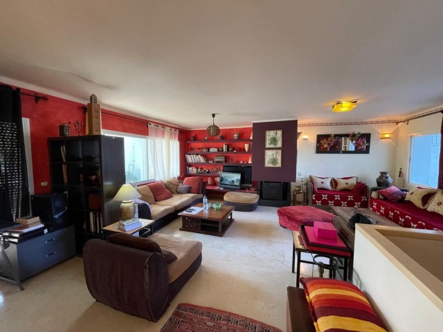 3 Bedrooms Apartment in Marbella